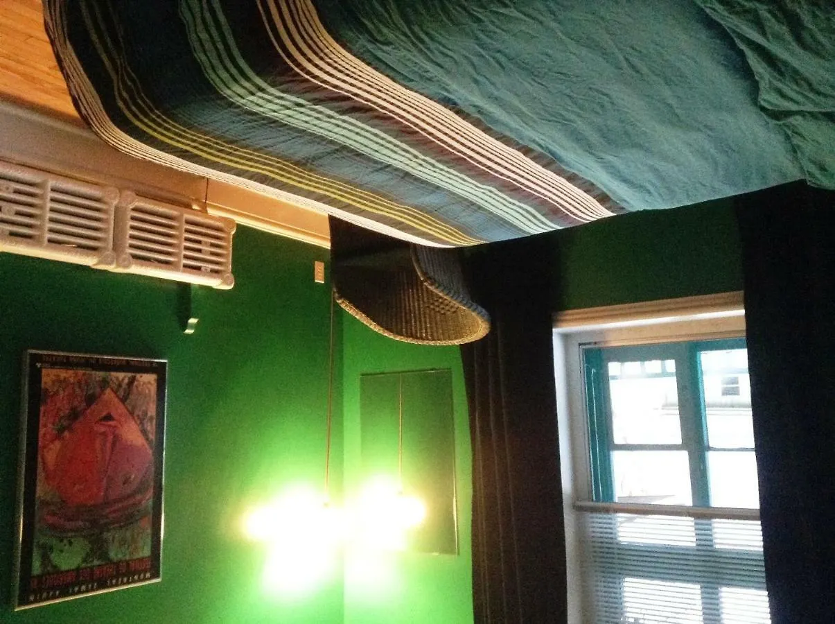 Turquoise B&B Montreal Canada
