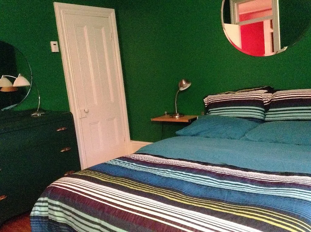 Turquoise B&B Montreal Canada